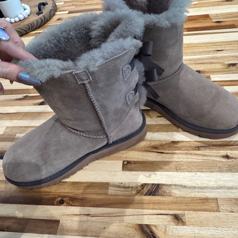 Ugg Bailey Button Storm Gray Shearling Boots - image 1
